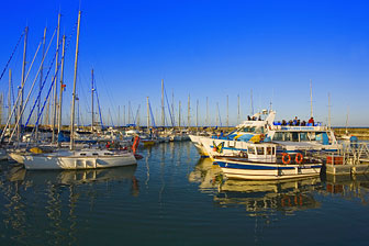 bateaux au port à Oléron